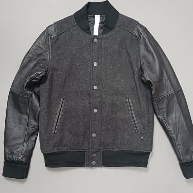 [L] 와이플러스세븐 pss9 Arise 스타디움 자켓 그레이