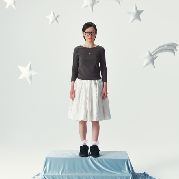 코이세이오 SYMBOL LOGO CAPRI SLEEVES DARK BRO