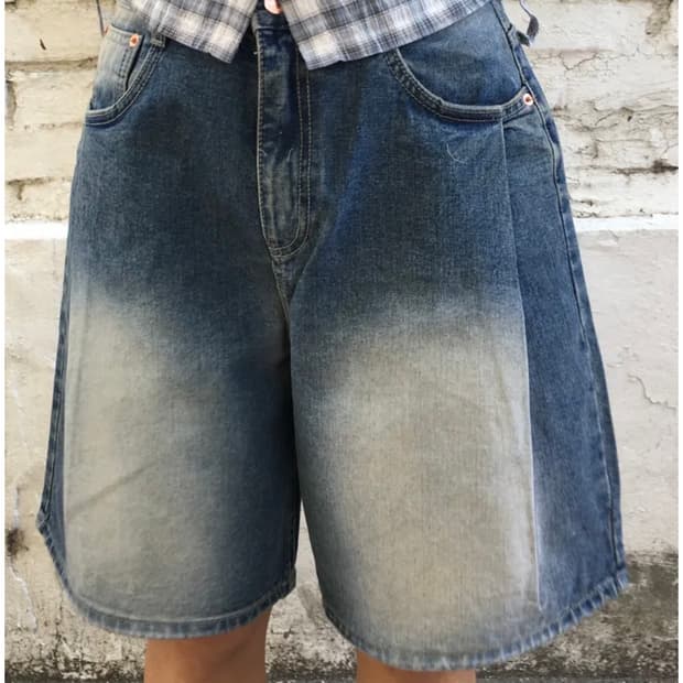 원턱 버뮤다 데님