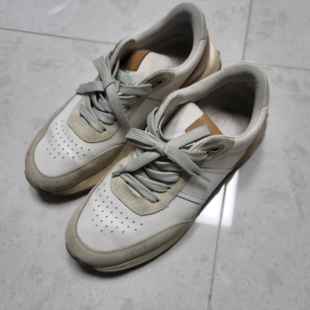 토즈 스니커즈 7사이즈 260~265