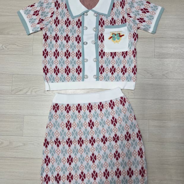 새상품 여성~55 PEFRECT 니트 반팔, 치마 셋업, 세트