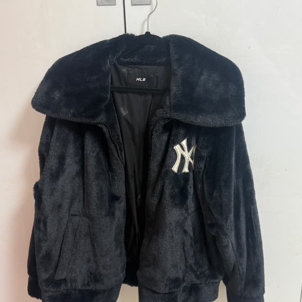 엠엘비 퍼 후리스 