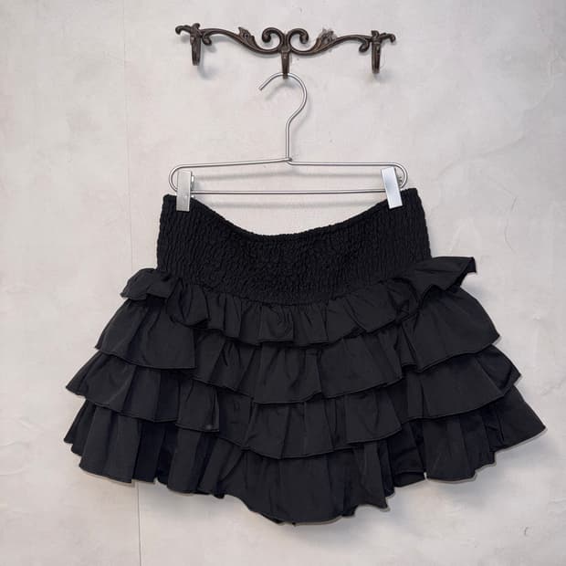 Romwe black cancan banding skirt