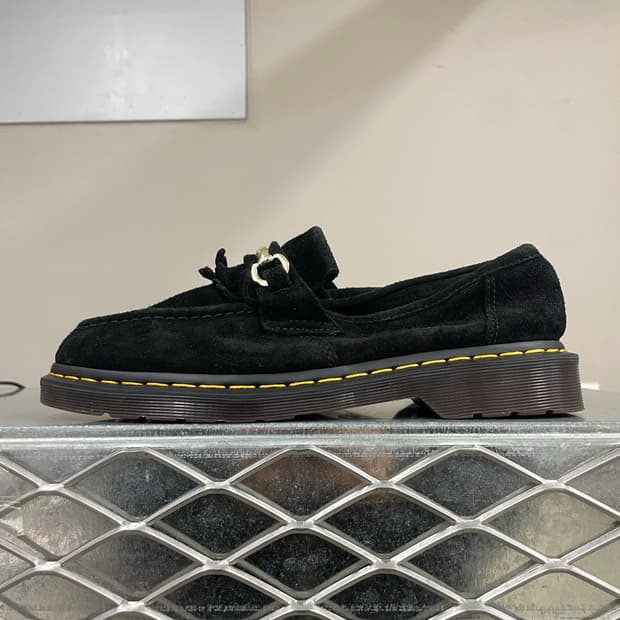 닥터마틴 아드리안 스내플 로퍼 uk9
