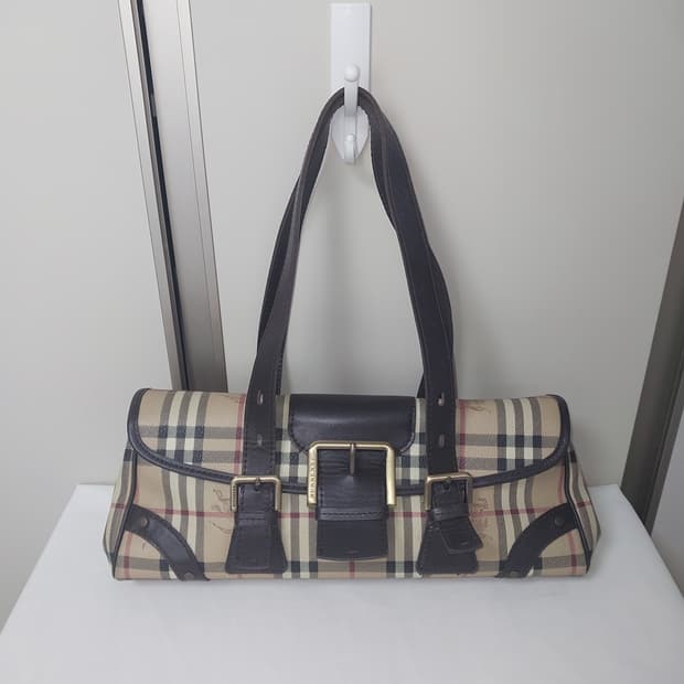 버버리 00's 바게트 숄더백