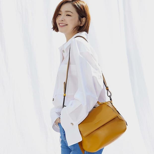 만다리나덕 아델리 크로스백