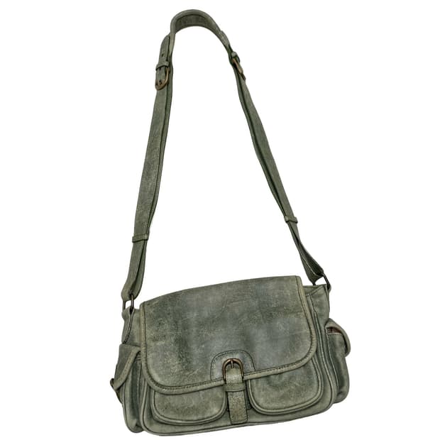 츠모리 치사토 (Tsumori Chisato)