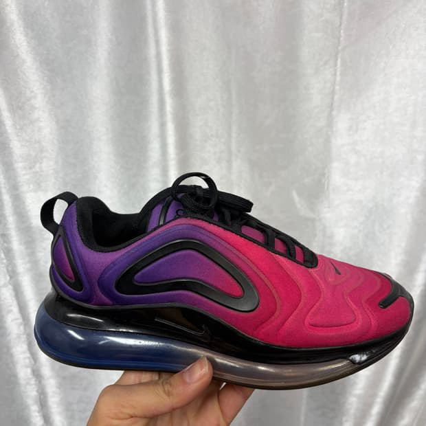 나이키 에어맥스 운동화 사이즈235 