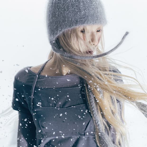 Ojos 오호스 더블 스트랩 앙고라 비니 그레이