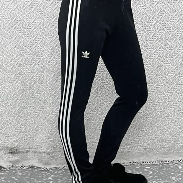 아디다스 스포티 딱붙핏 유로파 트랙팬츠 85 C10487