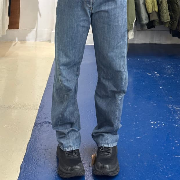 리바이스 엔지니어드 데님