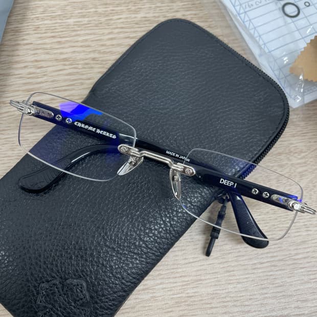 크롬하츠 DEEP 1 블랙실버 무테