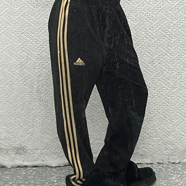 아디다스 올드스쿨 Y2K 흑금 트랙팬츠 XL C06834