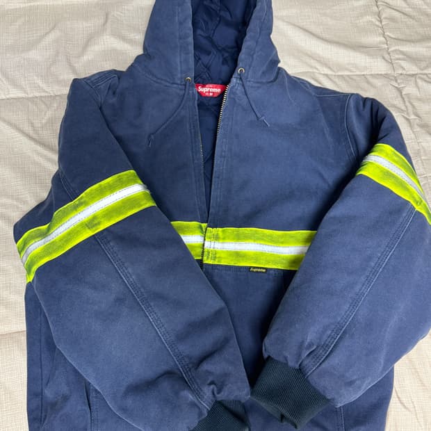 슈프림 24fw 리플렉티브 스트라이프 후드 워크 자켓