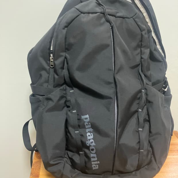 파타고니아 라퓨지오 28L 구형