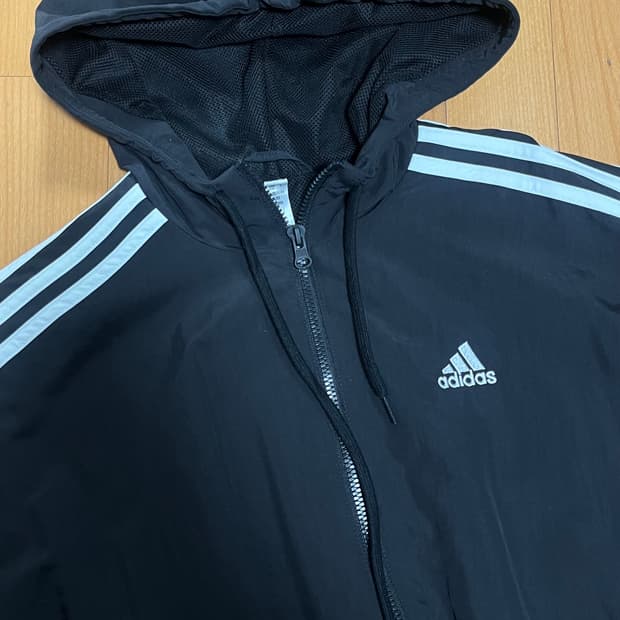 아디다스 여성 바람막이