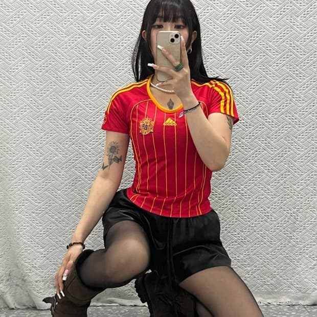 아디다스 올드스쿨 레트로 스페인 딱붙핏 져지 반팔티 85 C13597