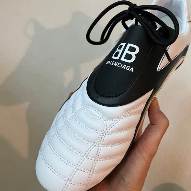 발렌시아가 젠 43사이즈 (275-280)