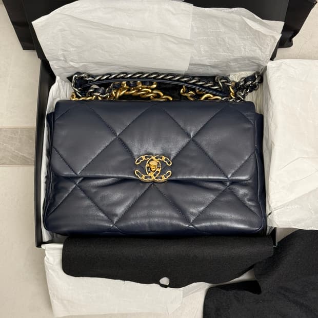샤넬 2019 플랩백(제니백)