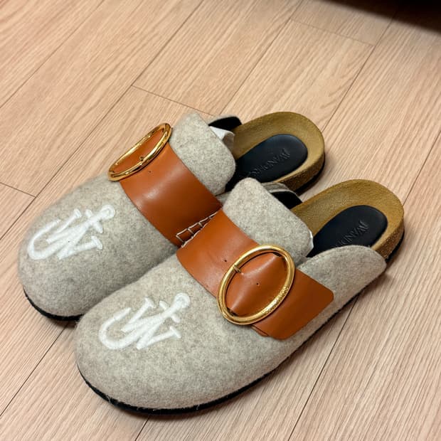 Jw Anderson jw앤더슨 버클 뮬 42