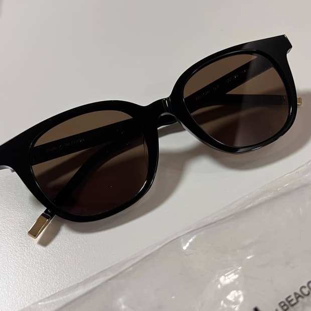 퍼블릭비컨 선글라스 willow