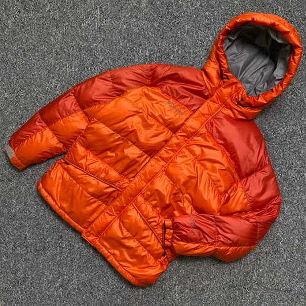 🌊Columbia Titanium Down hoodie