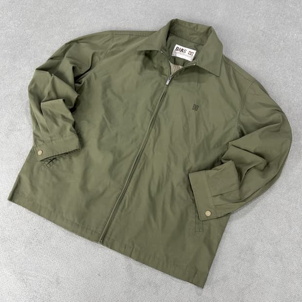 닥스 DAKS 카키색 바람막이 L