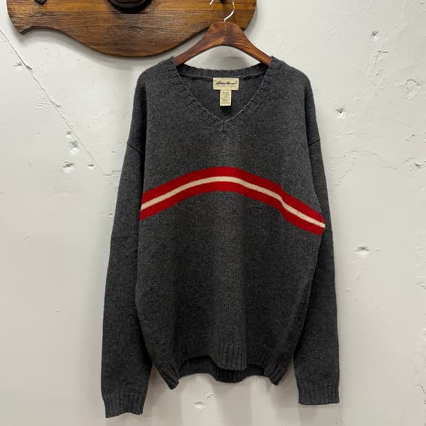  L) Eddie Bauer Wool V-Neck Sweater