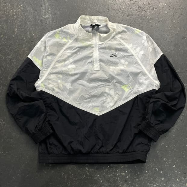 100 나이키 플로럴 아노락