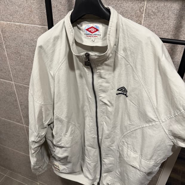 엄브로 자켓 베이지