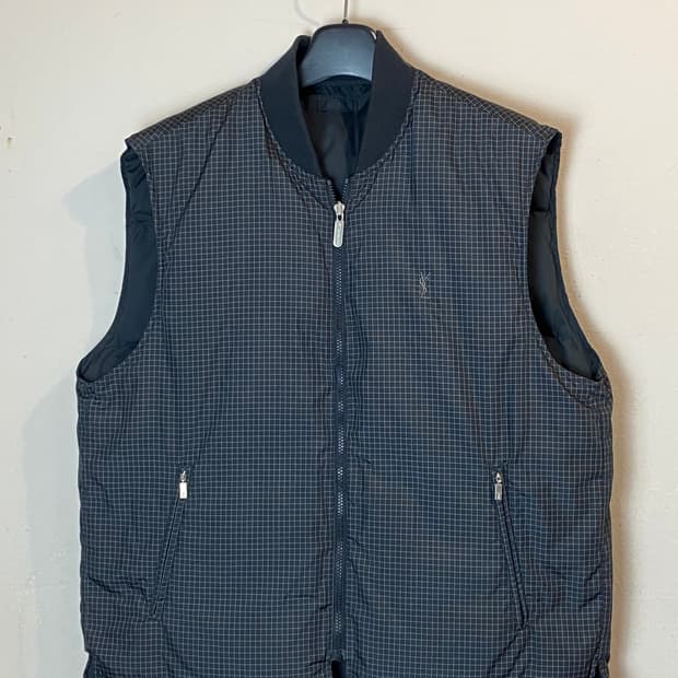 입생로랑 리버시블 패딩 베스트