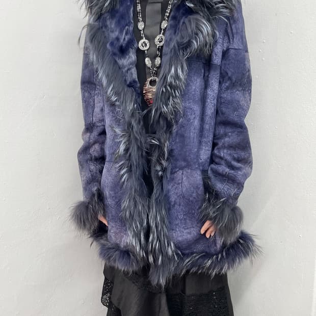 딥블루 디테일 퍼 무스탕 