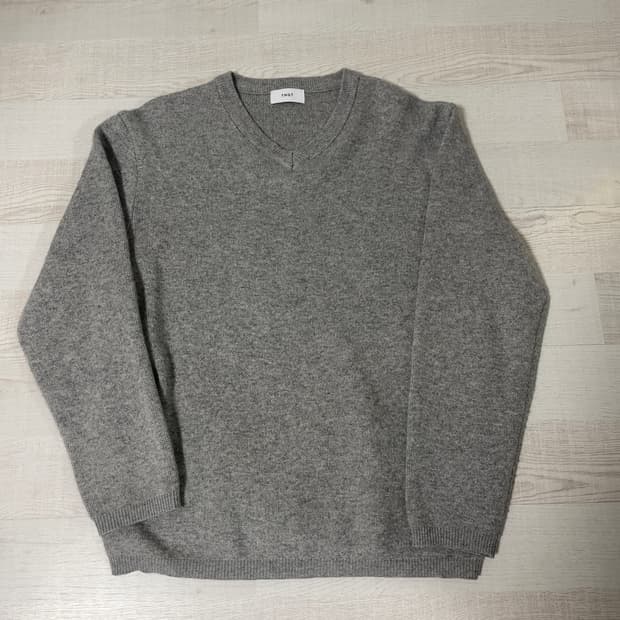 95) TNGT 캐시미어 브이넥 니트 그레이