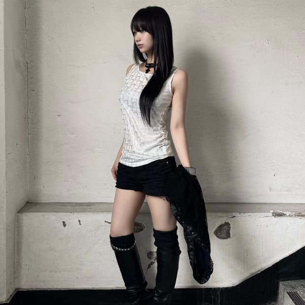 Glitter pattern white sleeveless