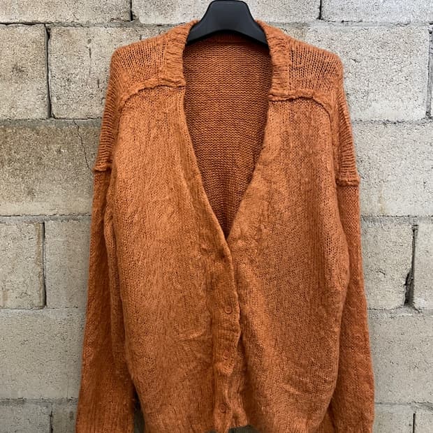 프릭스 스토어 아크릴 가디건 