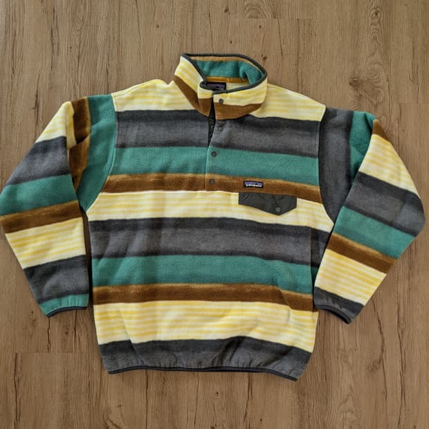 13FW 파타고니아 신칠라 스냅-T 플리스 스트라이프 멀티컬러