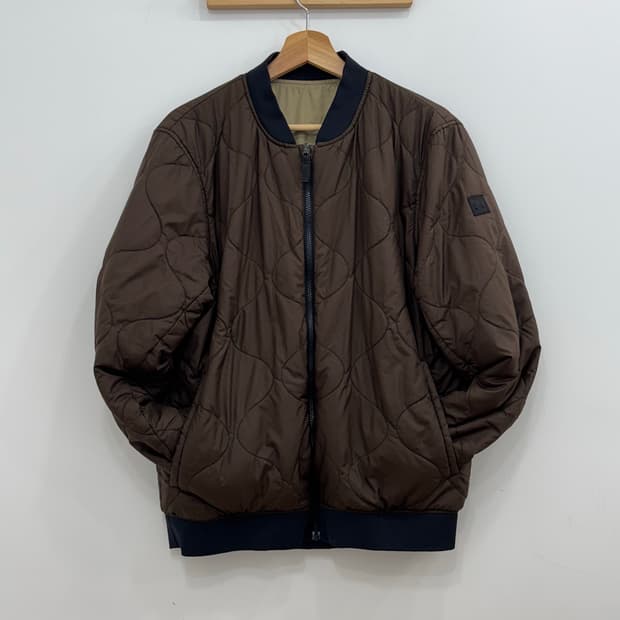 언더아머 투웨이 지퍼 경량패딩