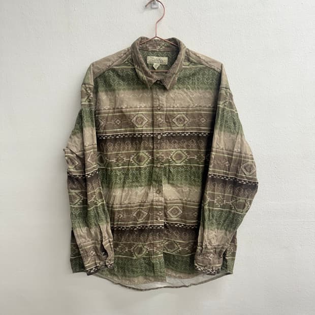 카벨라스(cabelas) 나바호 패턴 페루 셔츠 XL