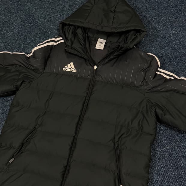 아디다스 롱패딩