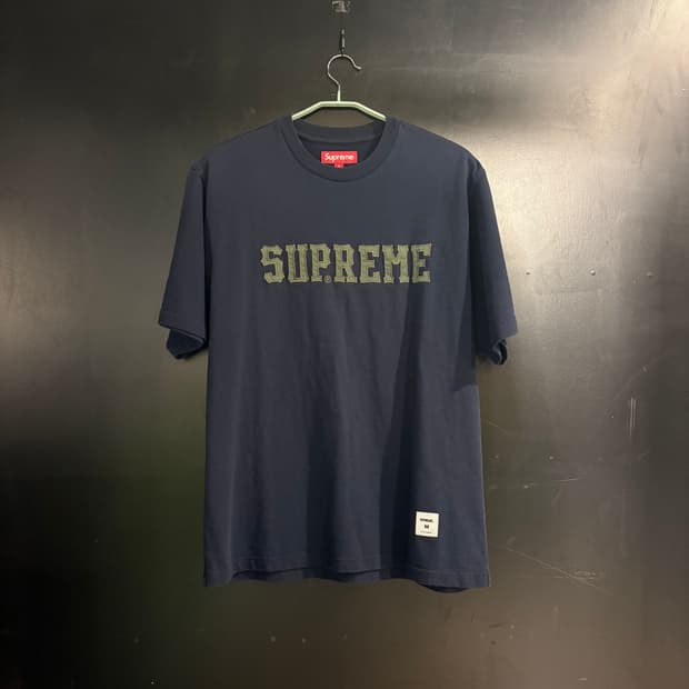 슈프림 트윌 아플리케 반팔티