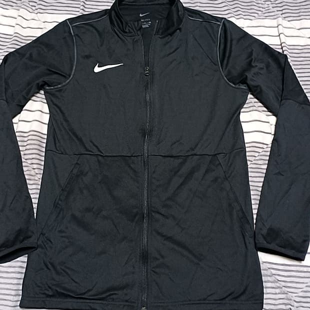 나이키 드라이핏 얇은저지 95 가슴50 기장70