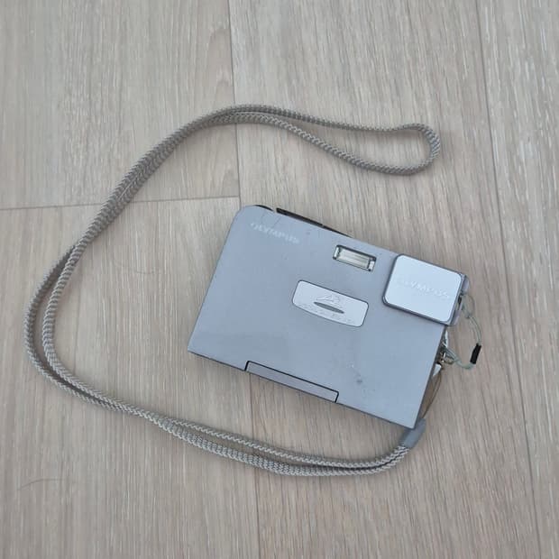 올림푸스 az-1 빈티지 디지털카메라