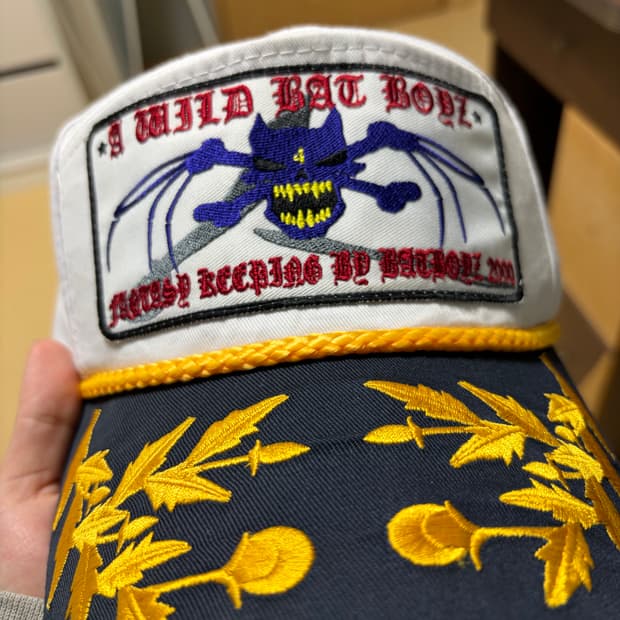 awildbatboyz 화이트 캡