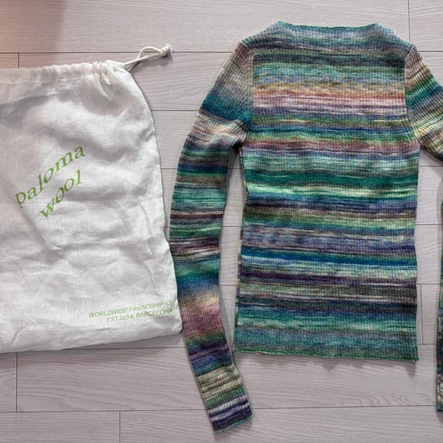 paloma wool 콘코르디아 브이넥 니트 그린색상 판매합니다