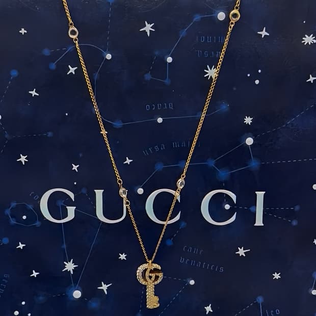 구찌 크리스탈 목걸이