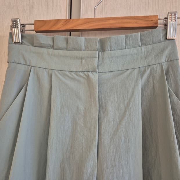 미샤 와이드 핀턱 슬랙스