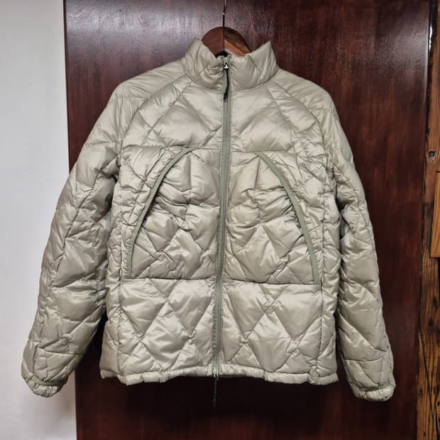 로아 하이킹 roahiking 라이트 다운 자켓