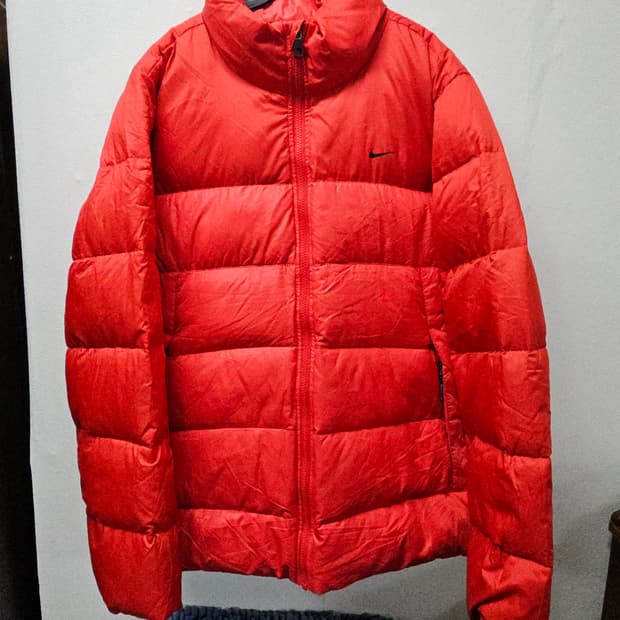 나이키 레드 다운  패딩 점퍼 M