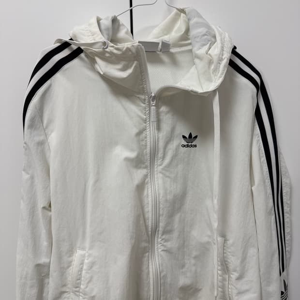 아디다스 여성 바람막이 윈드브레이커