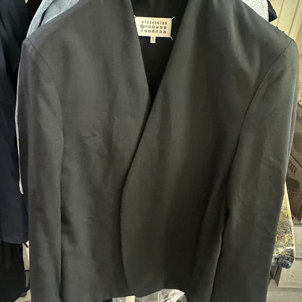 [50] 메종 마르지엘라 카라리스 자켓 블랙